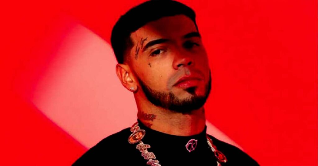 Anuel AA operado
