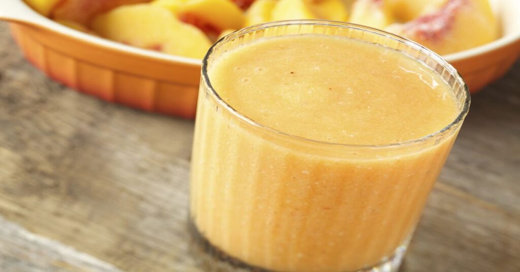 batido de melocotón y yogur