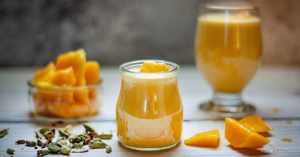 batido de naranja y mango