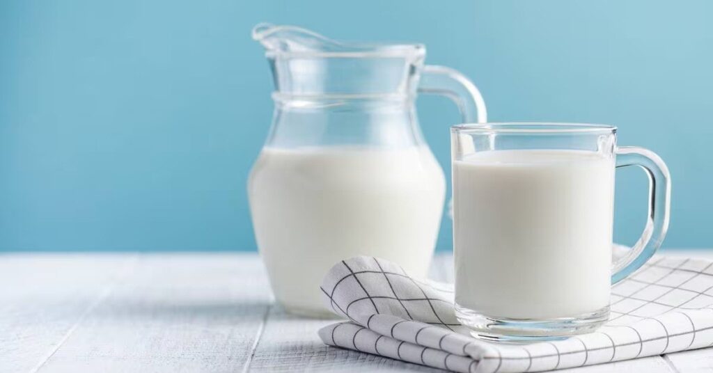 batido de frutas con leche
