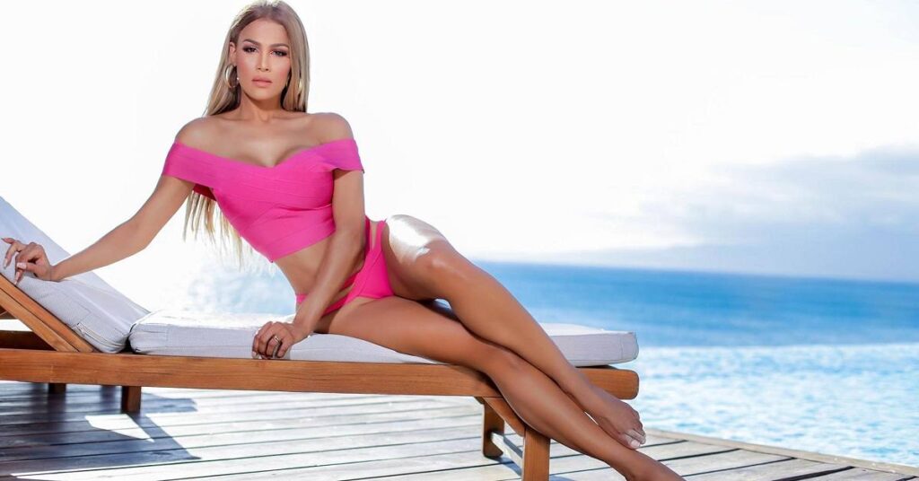 dj adonis se defendio sobre caroline aquino