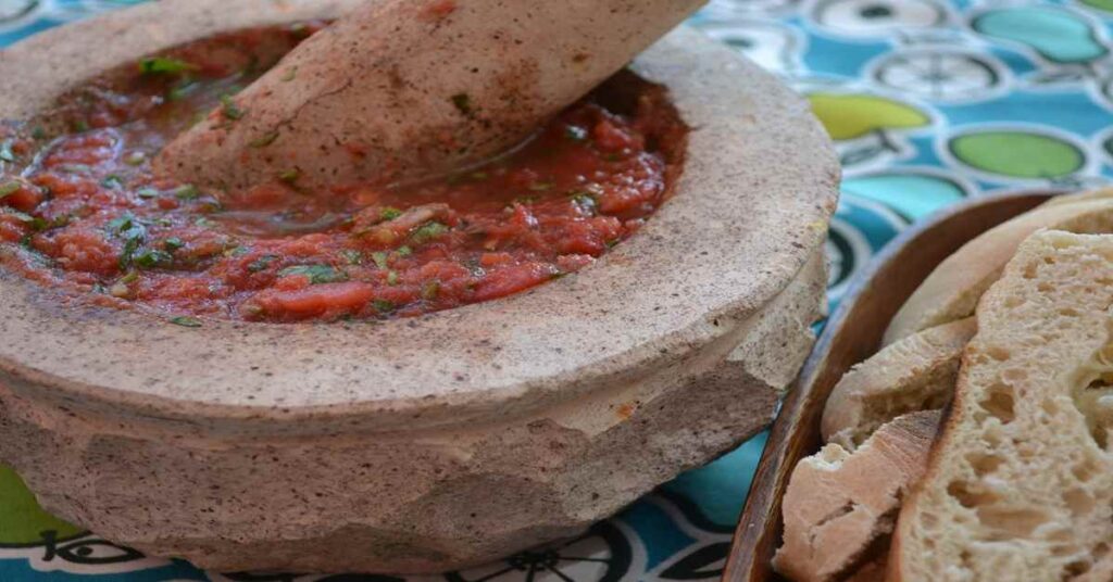 Preparación de chancho en piedra