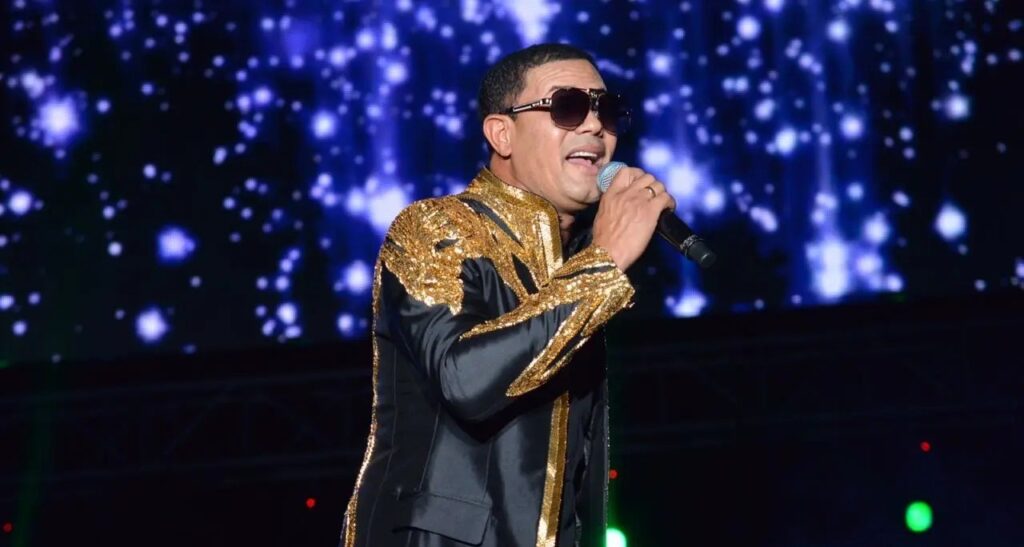 Cual Bachatero dominicano ha pegado más canciones