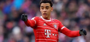jugadores de fútbol más valiosos en 2024
